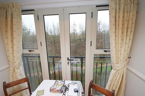 2 bedroom apartment for sale, Osmund Court, Billingshurst