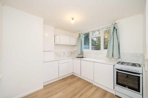 1 bedroom flat for sale, Walpole Close, London W13