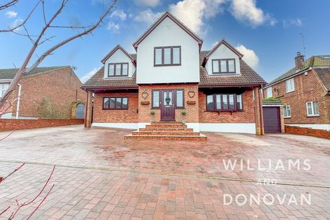 5 bedroom detached house for sale, Creek View Avenue, Hullbridge