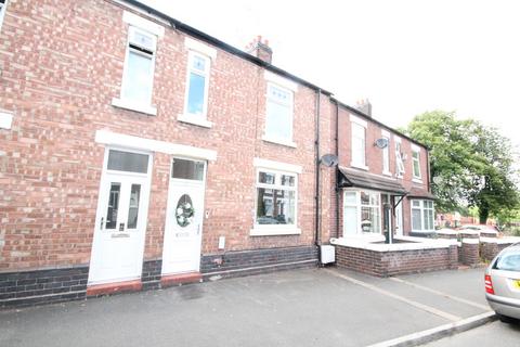 3 bedroom terraced house to rent, Hall O'Shaw St, Crewe