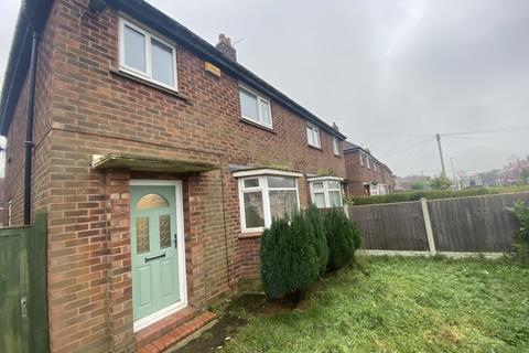 3 bedroom semi-detached house to rent, Halton Drive, Crewe