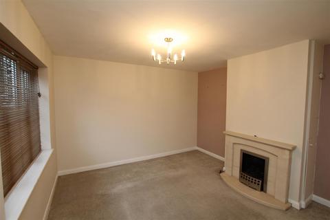 2 bedroom terraced house to rent, Grangewood Close, Brentwood