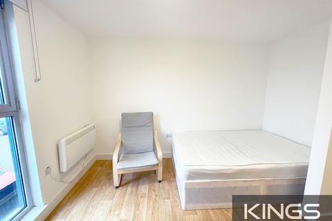 Studio to rent, Bevois Valley Road, Southampton