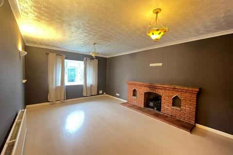 4 bedroom detached house to rent, Butt Close, Wigston