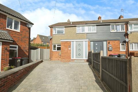 36 Greendale Close, Atherstone, CV9 1PR