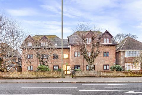 1 bedroom ground floor flat for sale, Lyndale Court, London Road, Redhill