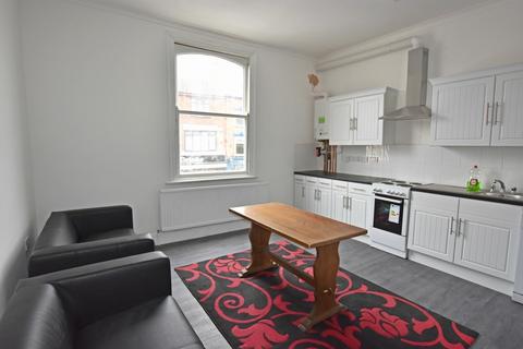 6 bedroom terraced house to rent, Alfreton Road, Canning Circus