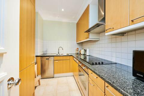 1 bedroom apartment to rent, Oak Lodge, Kensington Green, W8