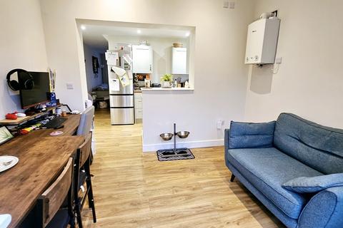 7 Cartwright Crescent, Brackley, NN13 6HA