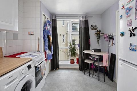 3 bedroom maisonette for sale, Gloucester Road, Teignmouth, TQ14