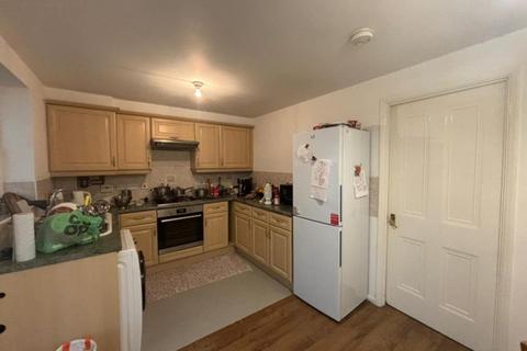 4 bedroom end of terrace house to rent, Chamberlayne Ave HA9