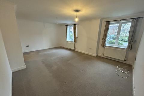 2 bedroom ground floor flat to rent, Gras Lawn, Exeter EX2