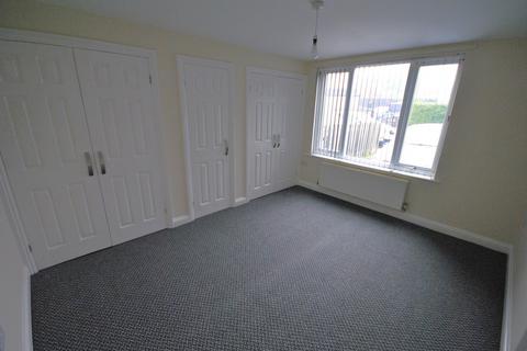 2 bedroom ground floor flat to rent, Truro Avenue, Doncaster DN2