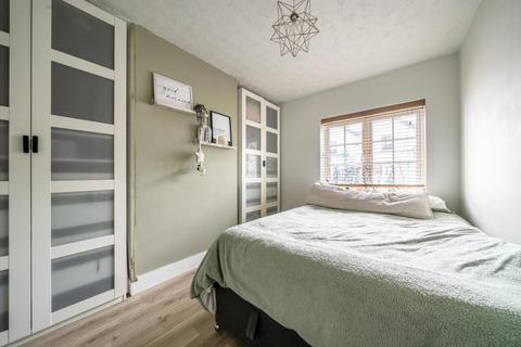 1 bedroom maisonette for sale, Bagshot,  Surrey,  GU19