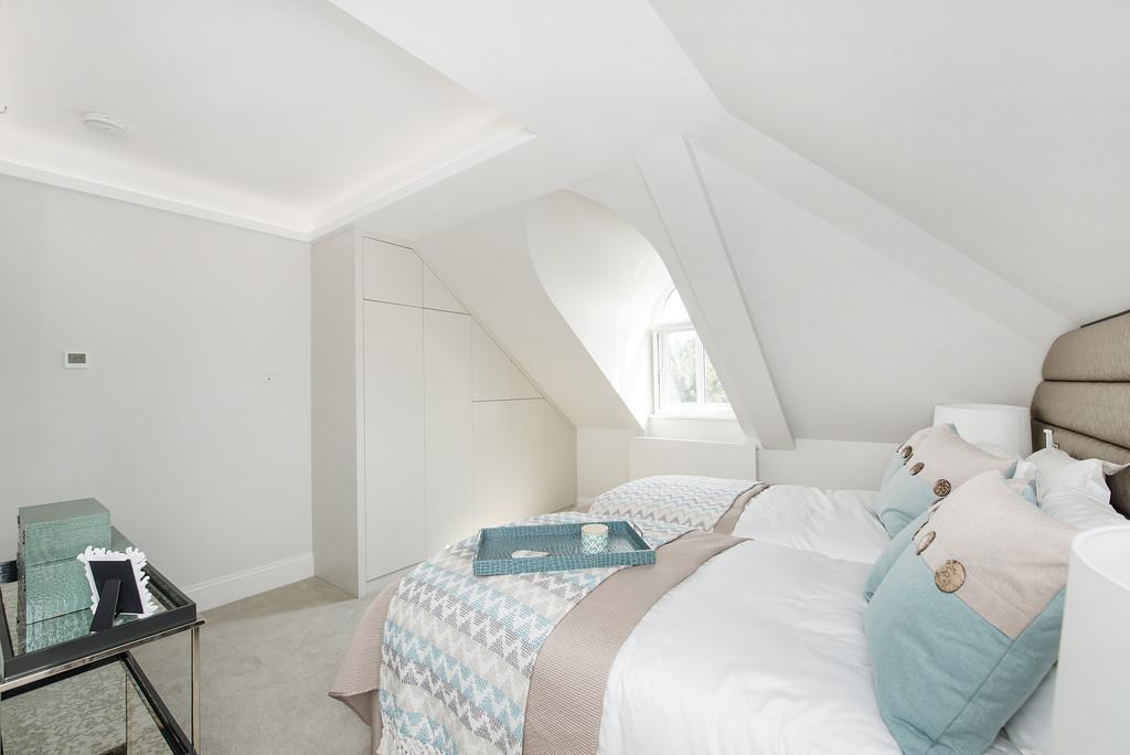 9 AR Flat 7 Bedroom 4 (2)