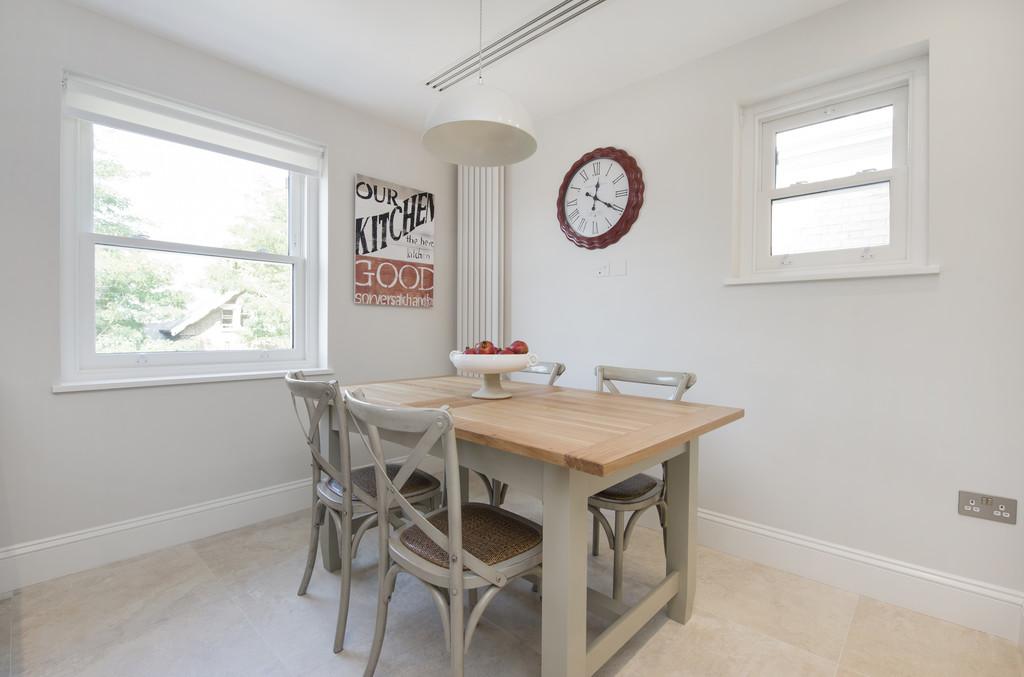 9 AR Flat 7 Kitchen 3