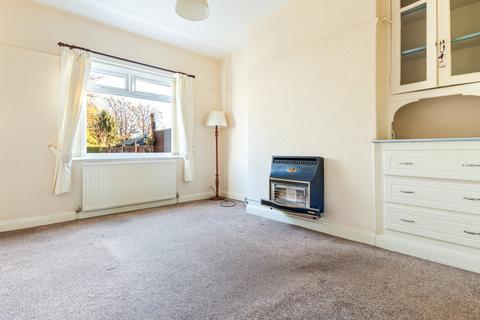 3 bedroom semi-detached house for sale, Warwick Road, Scunthorpe, DN16