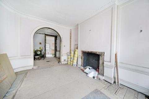 18 Chapel Street, London, SW1X 7BY