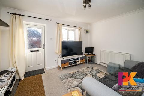 1 bedroom flat to rent, Garratts way, Downley HP13