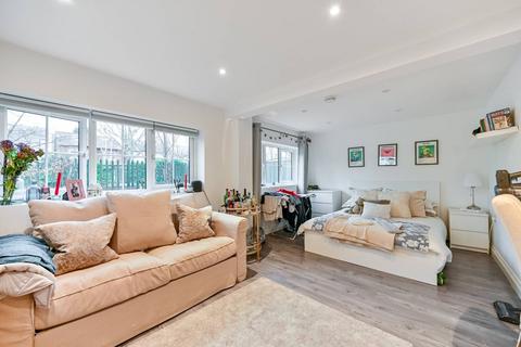 Studio for sale, Sandycombe Road, Kew, Richmond, TW9