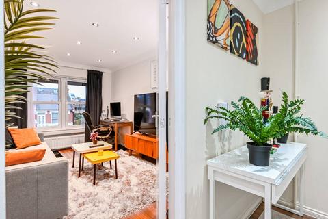 1 bedroom flat for sale, Parkland Road, Wood Green, London, N22