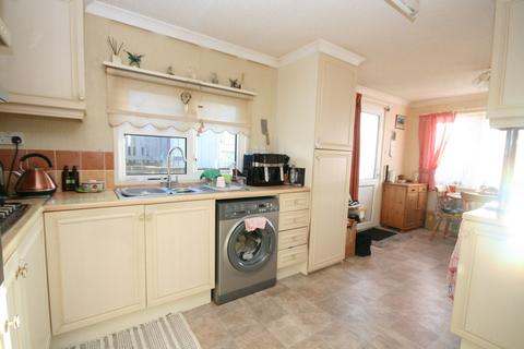 2 bedroom park home for sale, Centre Rise, Horspath, OX33