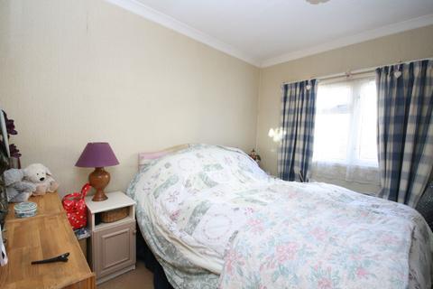 2 bedroom park home for sale, Centre Rise, Horspath, OX33