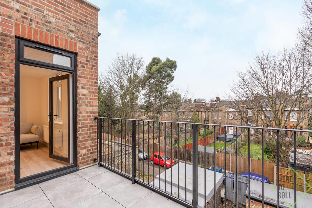 369 Green Lanes, London, N13 4 JH 47