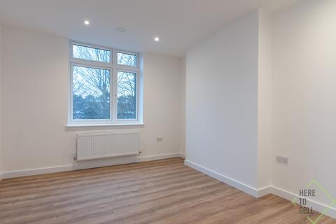 2 bedroom flat to rent, London N13