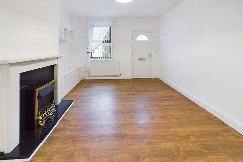 1 bedroom terraced house to rent, Hereford Place, Cheltenham, Gloucestershire, GL50