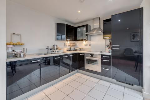 1 bedroom flat for sale, Adriatic Apartments, 20 Western Gateway, London