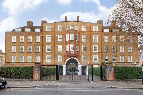 3 bedroom flat for sale, White House, Vicarage Crescent, London