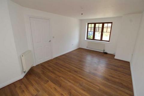 3 bedroom terraced house to rent, Babylon Grove, Westcroft, MK4 4GH