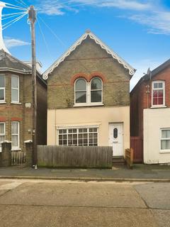 1 bedroom apartment to rent, Yarborough Road, East Cowes