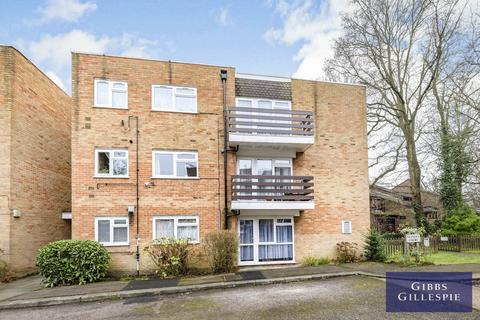 3 bedroom apartment to rent, September Way, Stanmore, HA7