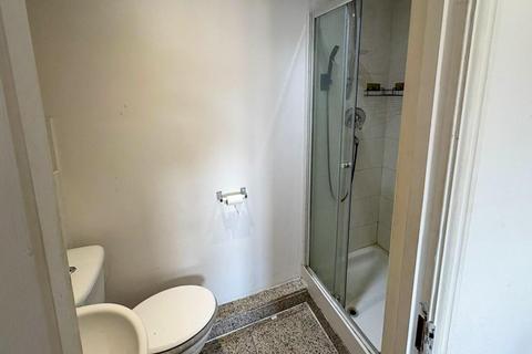 73 Balfour Close, Northampton, NN2 6LL