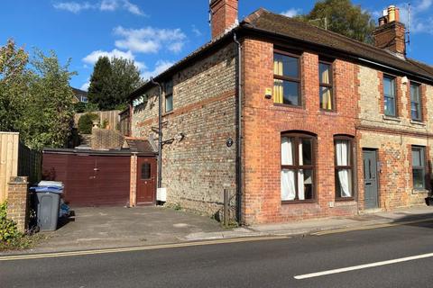 2 bedroom end of terrace house for sale, Deverill Road, Warminster