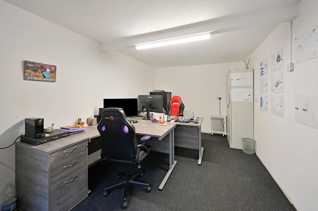 Office &amp; Log Store