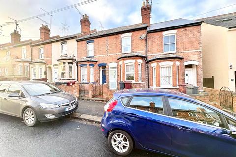 2 bedroom terraced house to rent, Shaftesbury Road, Reading, Berkshire, RG30