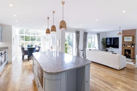 6 bedroom detached house for sale, Shirley Drive, Hove, BN3 6NQ