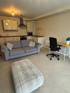 2 bedroom apartment to rent, St. Crispin Drive, Northampton NN5