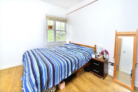 1 bedroom flat to rent, Buckland Crescent, London NW3