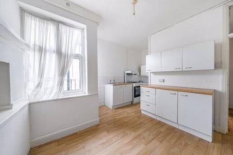 2 bedroom flat to rent, All Souls Avenue, NW10