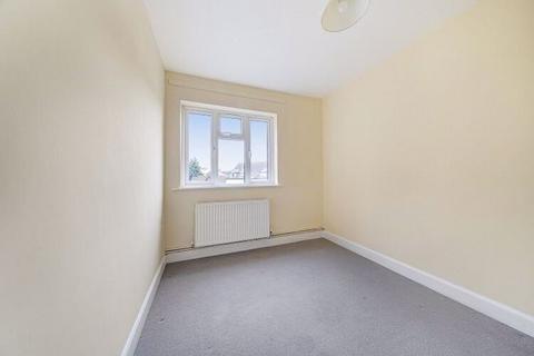 2 bedroom flat to rent, All Souls Avenue, NW10