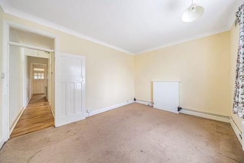 2 bedroom flat to rent, All Souls Avenue, NW10