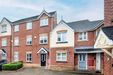 3 bedroom townhouse for sale, Talbot Way, Stapeley, Nantwich