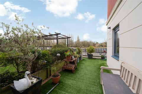 2 bedroom apartment for sale, Wadbrook Street, Kingston upon Thames, Surrey, KT1