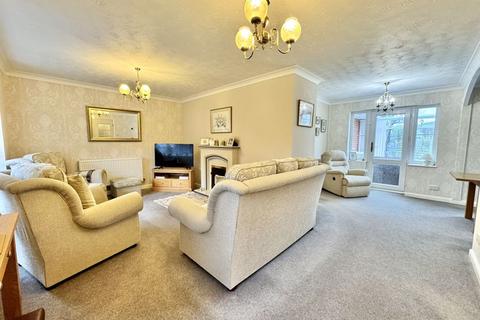 2 bedroom detached bungalow for sale, Peveril Grove, Sutton Coldfield