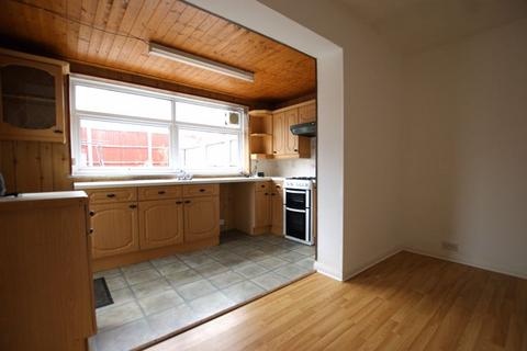 3 bedroom end of terrace house to rent, Beacon Heath, Exeter