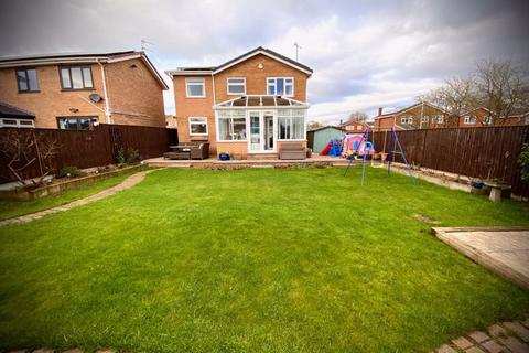 5 bedroom detached house for sale, Fir Tree Close, Barnton, CW8 4SL